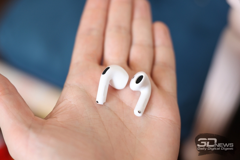 Обзор наушников AirPods 4: классика Apple, но с шумоподавлением